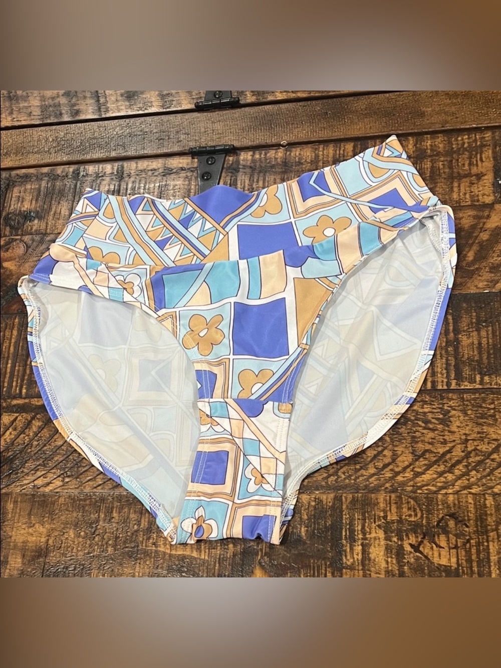 Geometric Patterned Bikini Bottom size medium